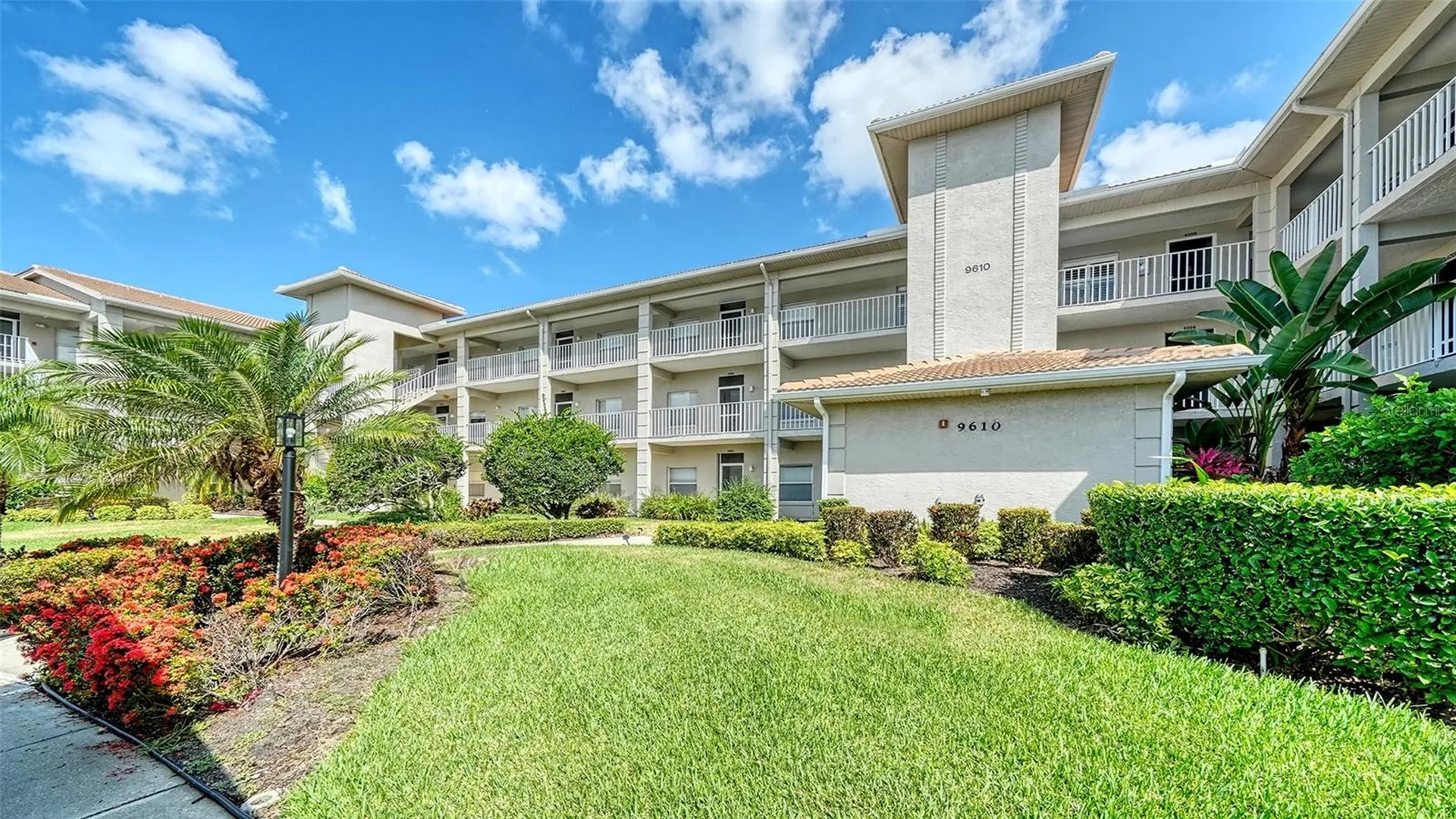 9610 Club South Circle Sarasota FL 34238