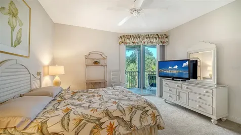 9610 Club South Circle Sarasota FL 34238