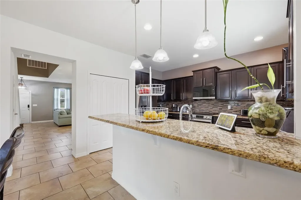 2366 Sequoia Way Davenport FL 33896