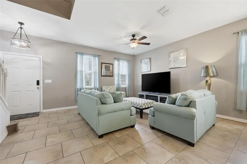 2366 Sequoia Way Davenport FL 33896