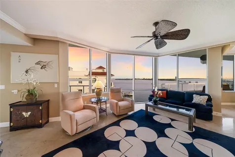 136 Golden Gate Point Sarasota FL 34236