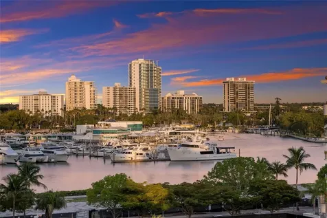 136 Golden Gate Point Sarasota FL 34236