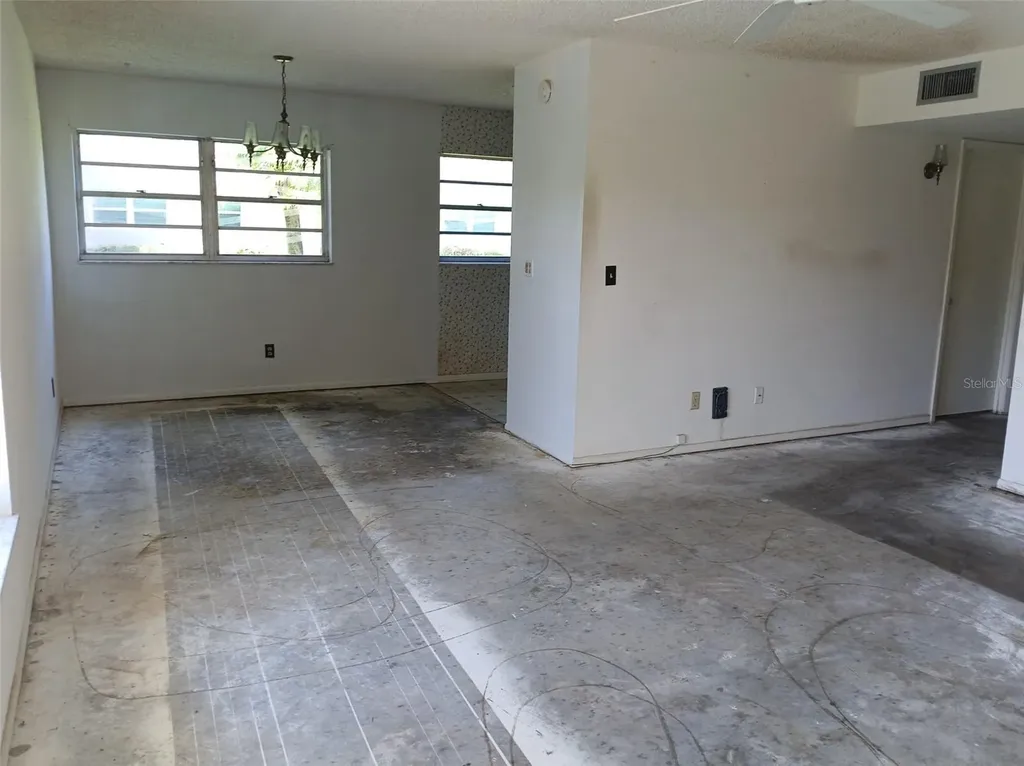 57 Woodland Drive Vero Beach FL 32962