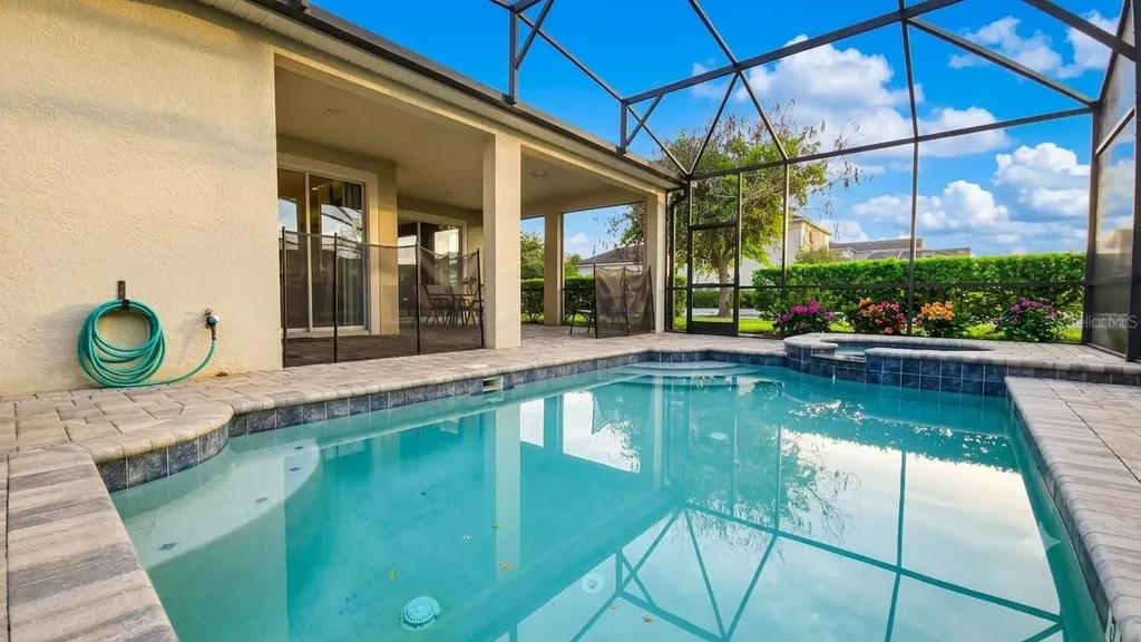 9015 Pelican Cove Trace Kissimmee FL 34747
