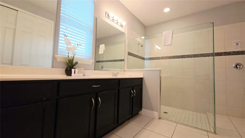 9015 Pelican Cove Trace Kissimmee FL 34747