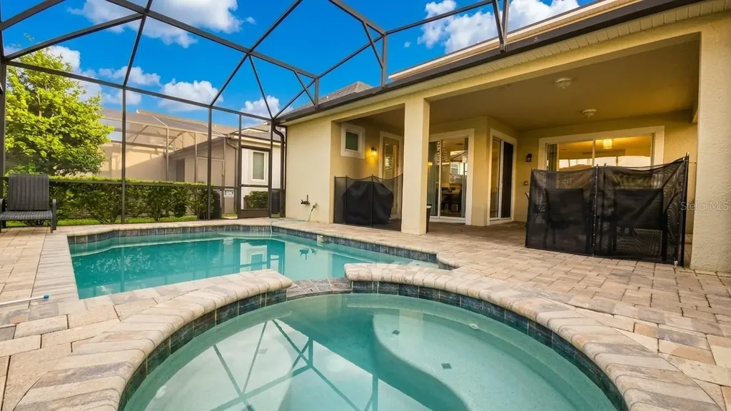 9015 Pelican Cove Trace Kissimmee FL 34747