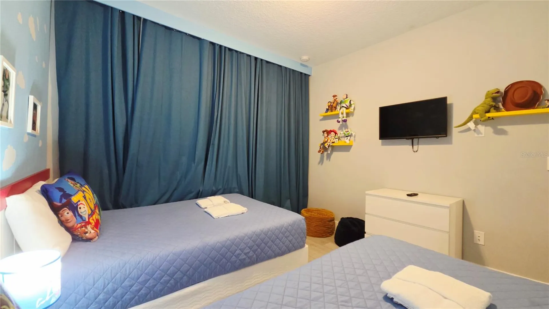9015 Pelican Cove Trace Kissimmee FL 34747