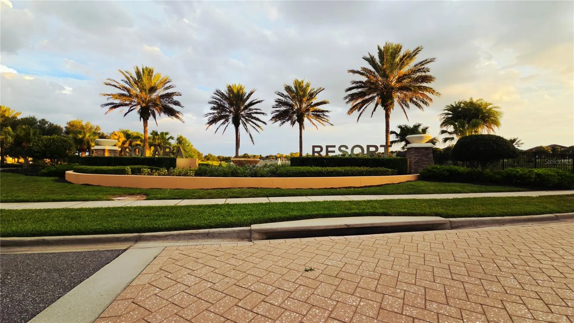 9015 Pelican Cove Trace Kissimmee FL 34747