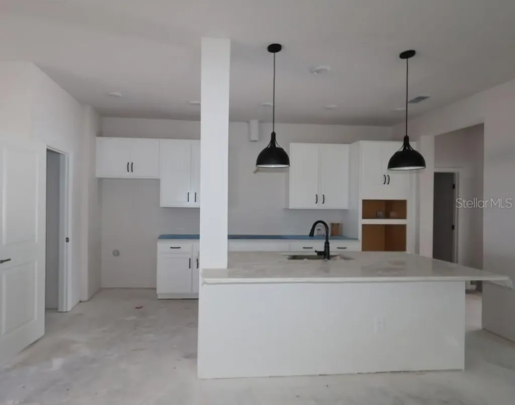 630 Kingswood Court Bradenton FL 34212