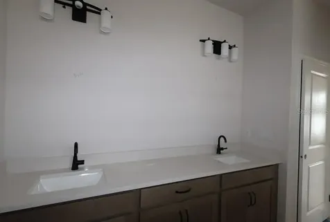 630 Kingswood Court Bradenton FL 34212
