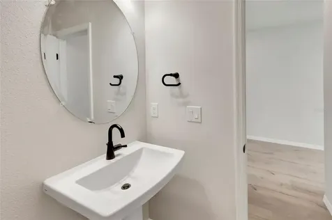 630 Kingswood Court Bradenton FL 34212