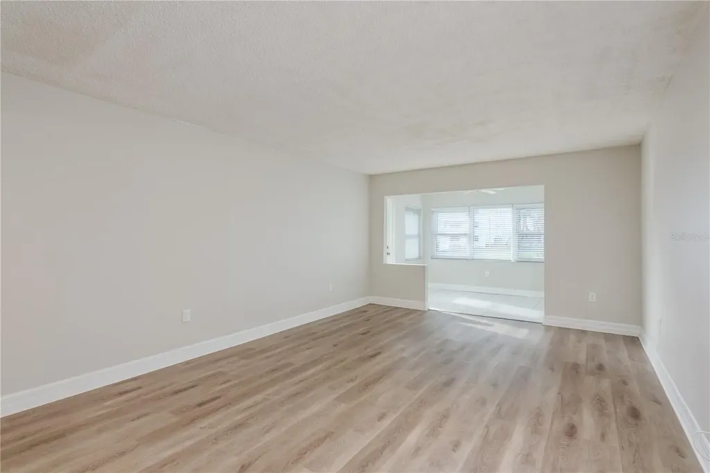 8 Glencoe Place Dunedin FL 34698