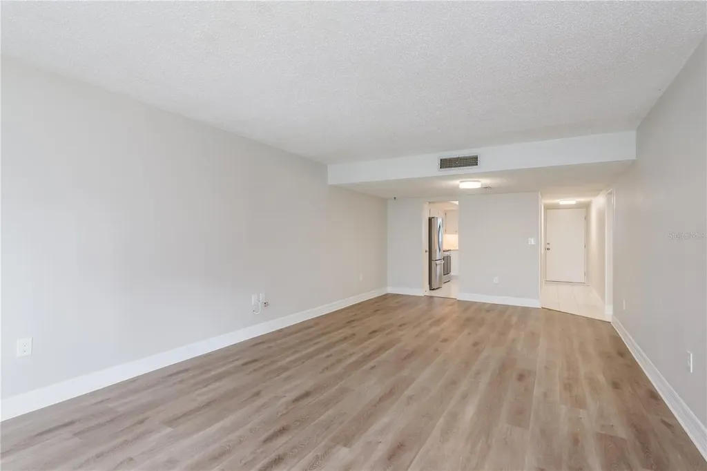 8 Glencoe Place Dunedin FL 34698