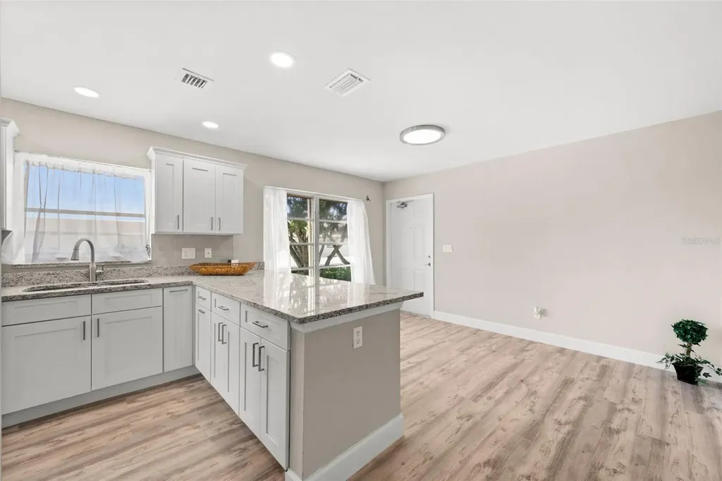 1345 SE 40th Terrace Cape Coral FL 33904