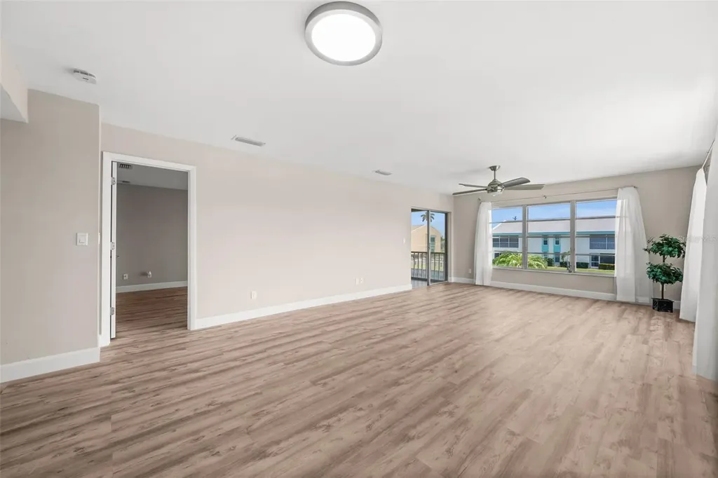 1345 SE 40th Terrace Cape Coral FL 33904