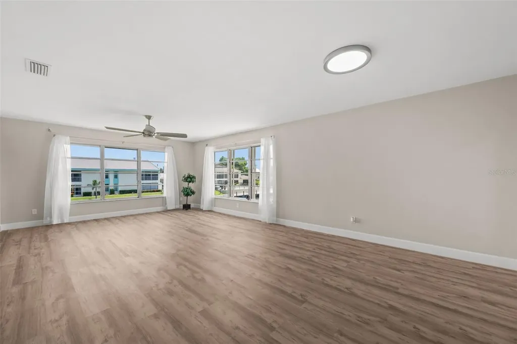 1345 SE 40th Terrace Cape Coral FL 33904