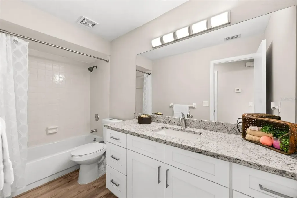 1345 SE 40th Terrace Cape Coral FL 33904