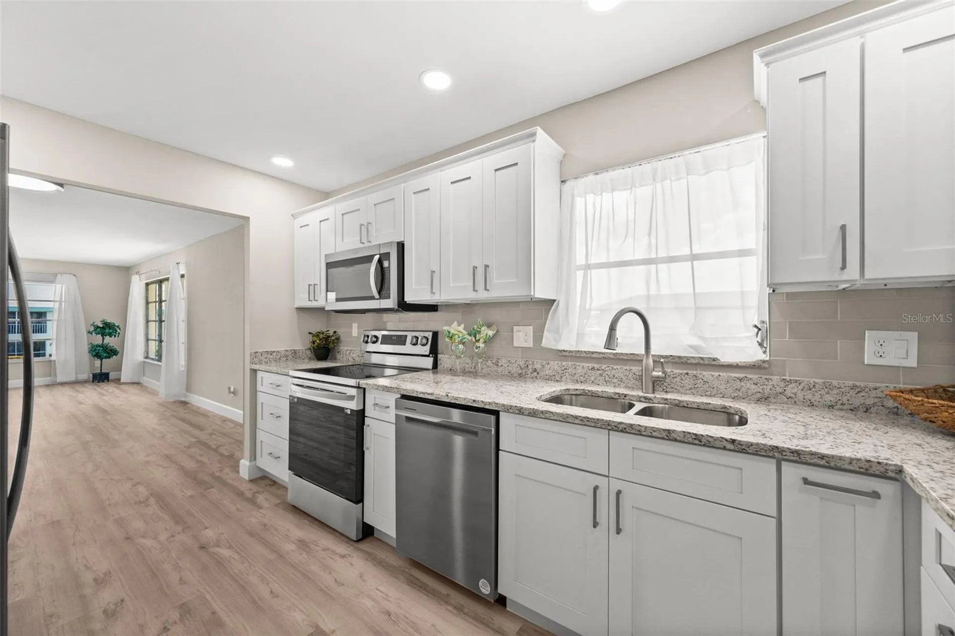 1345 SE 40th Terrace Cape Coral FL 33904