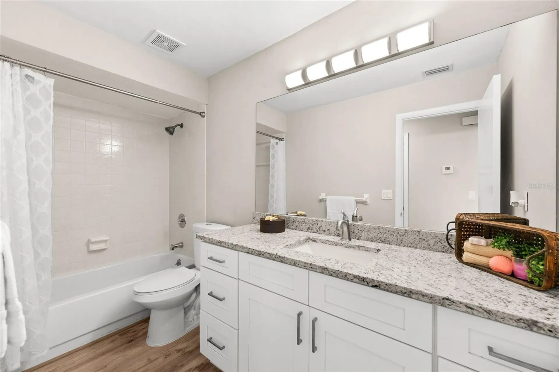1345 SE 40th Terrace Cape Coral FL 33904