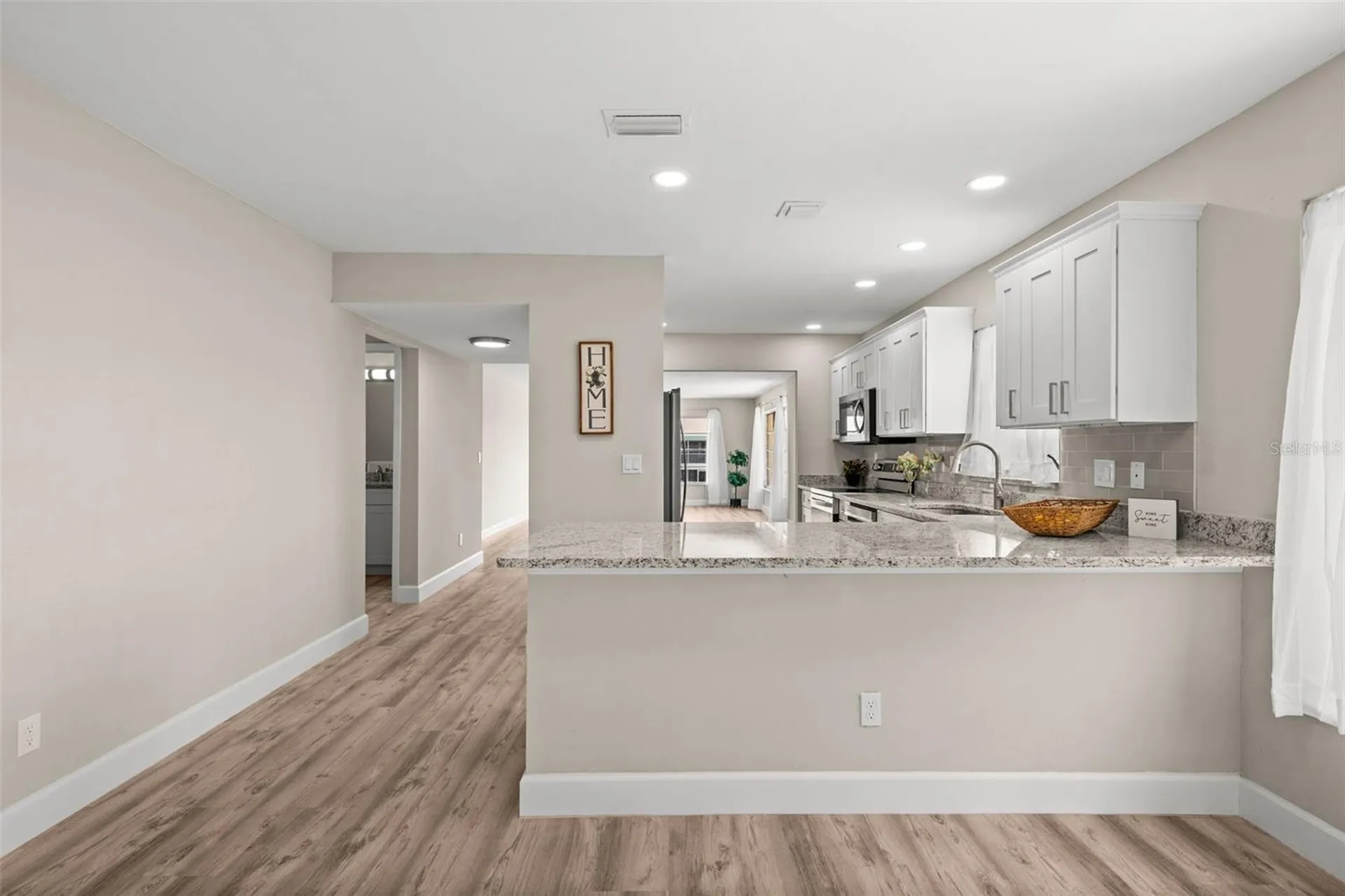 1345 SE 40th Terrace Cape Coral FL 33904