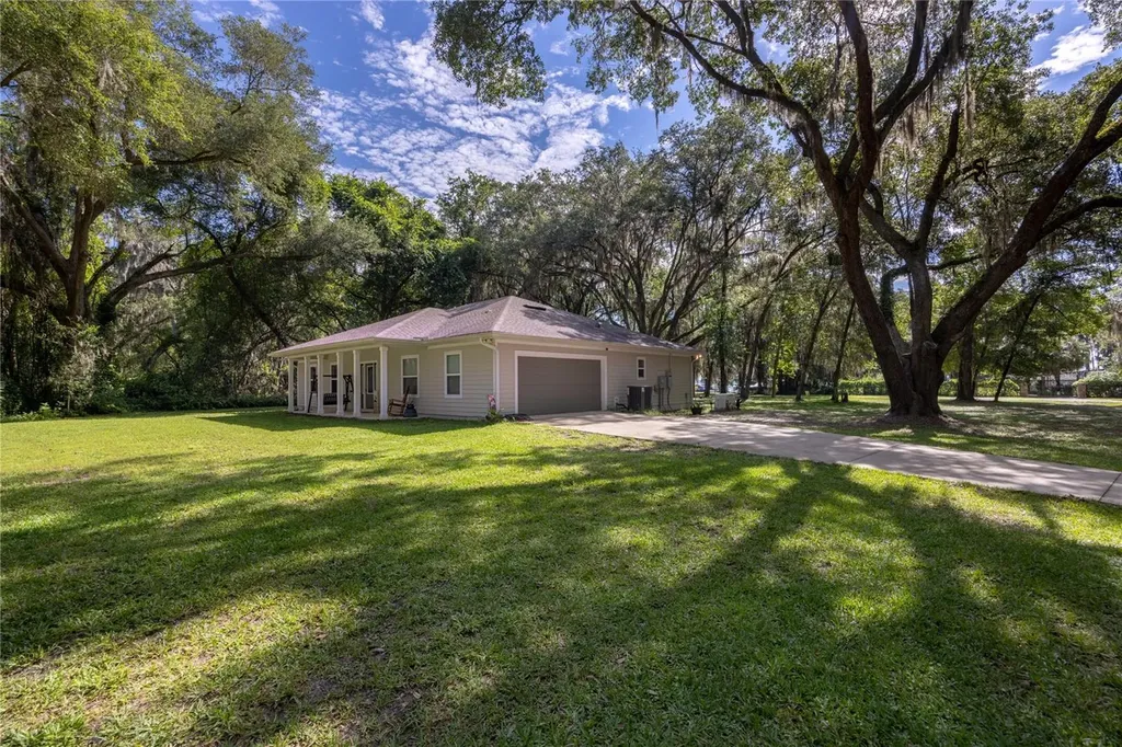 7517 NE 221st Street Melrose FL 32666