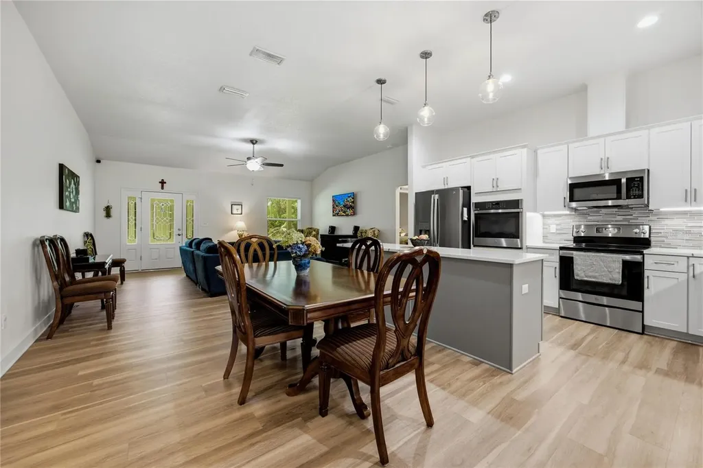 7517 NE 221st Street Melrose FL 32666