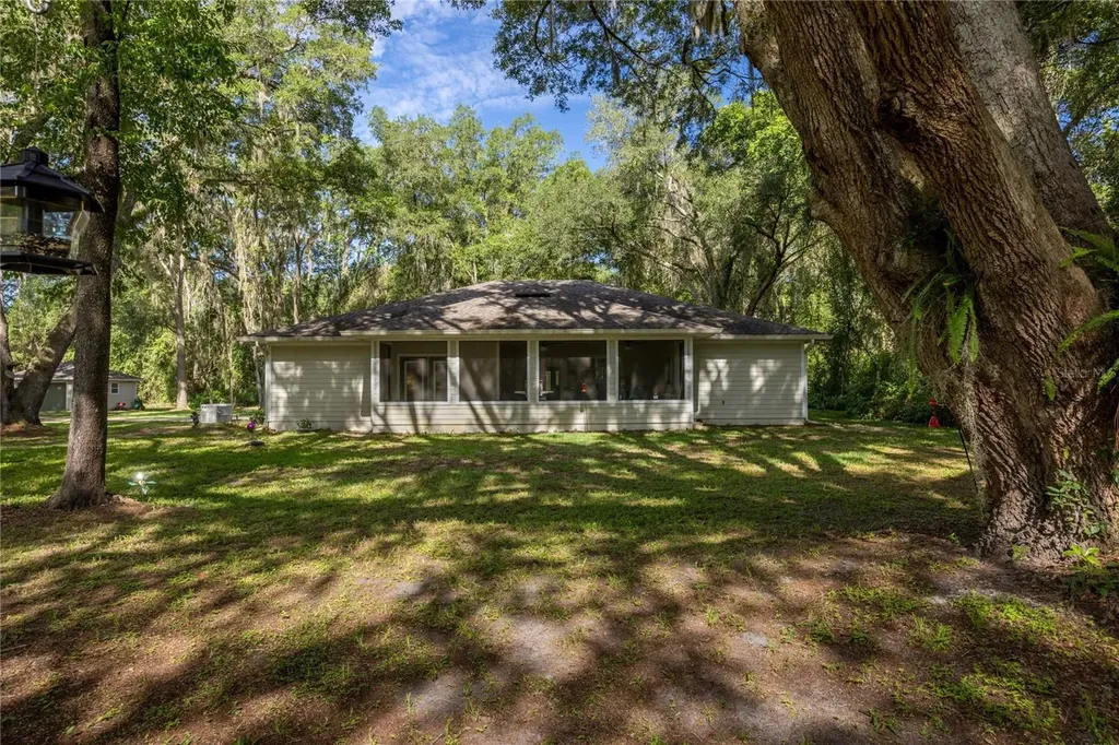 7517 NE 221st Street Melrose FL 32666