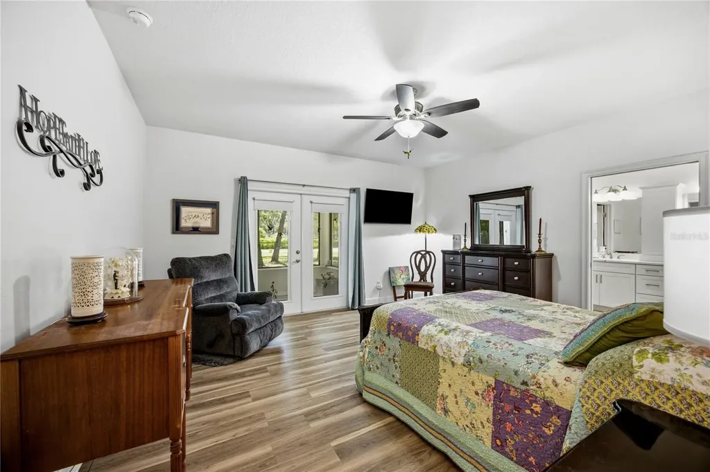 7517 NE 221st Street Melrose FL 32666