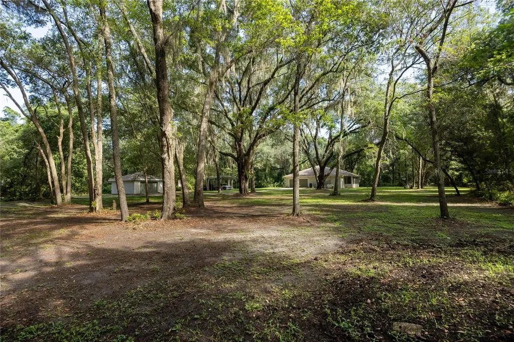 7517 NE 221st Street Melrose FL 32666