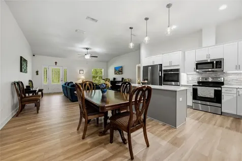 7517 NE 221st Street Melrose FL 32666