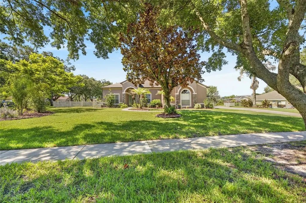 209 Forest Breeze Avenue Brandon FL 33511
