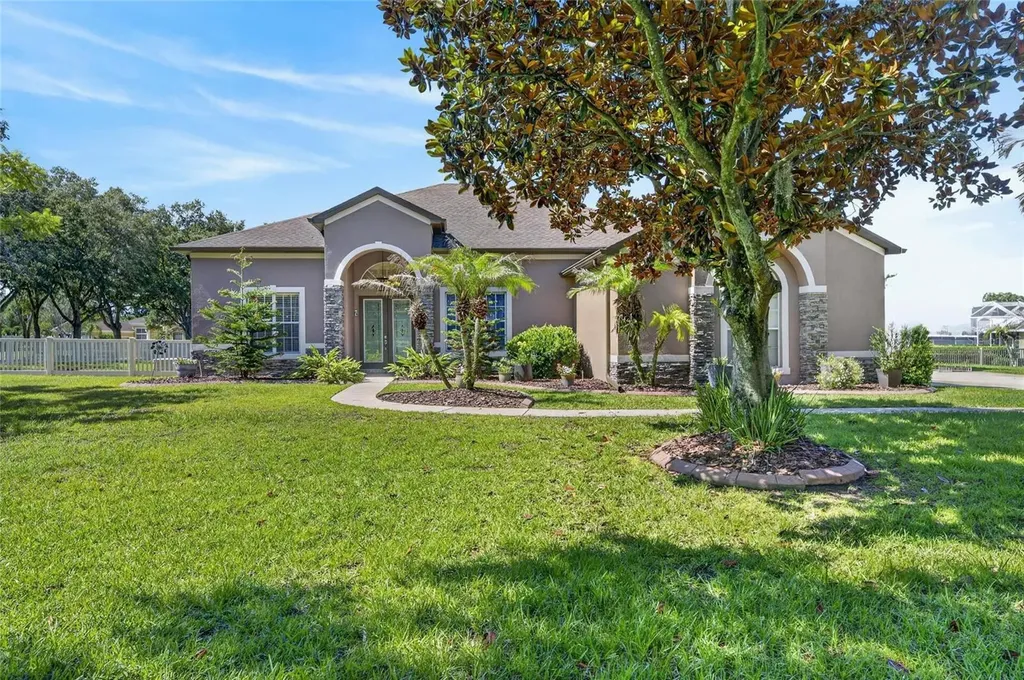 209 Forest Breeze Avenue Brandon FL 33511