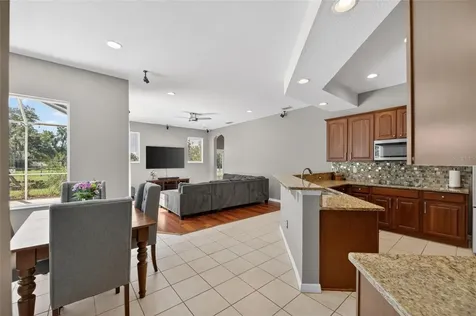 209 Forest Breeze Avenue Brandon FL 33511