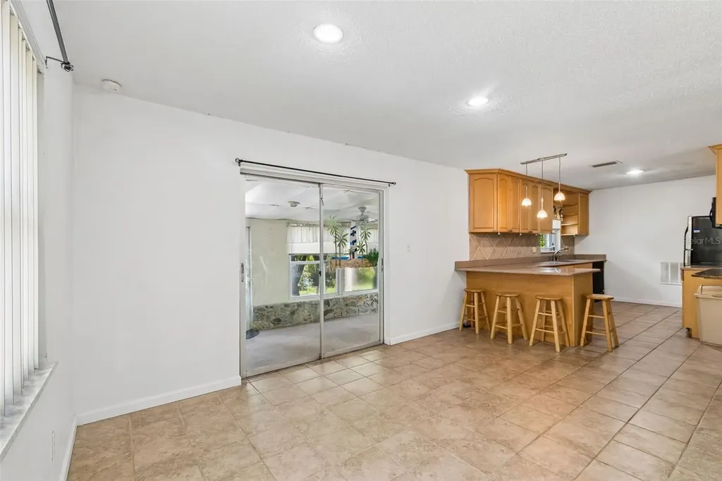 1602 W Virginia Lane Clearwater FL 33759