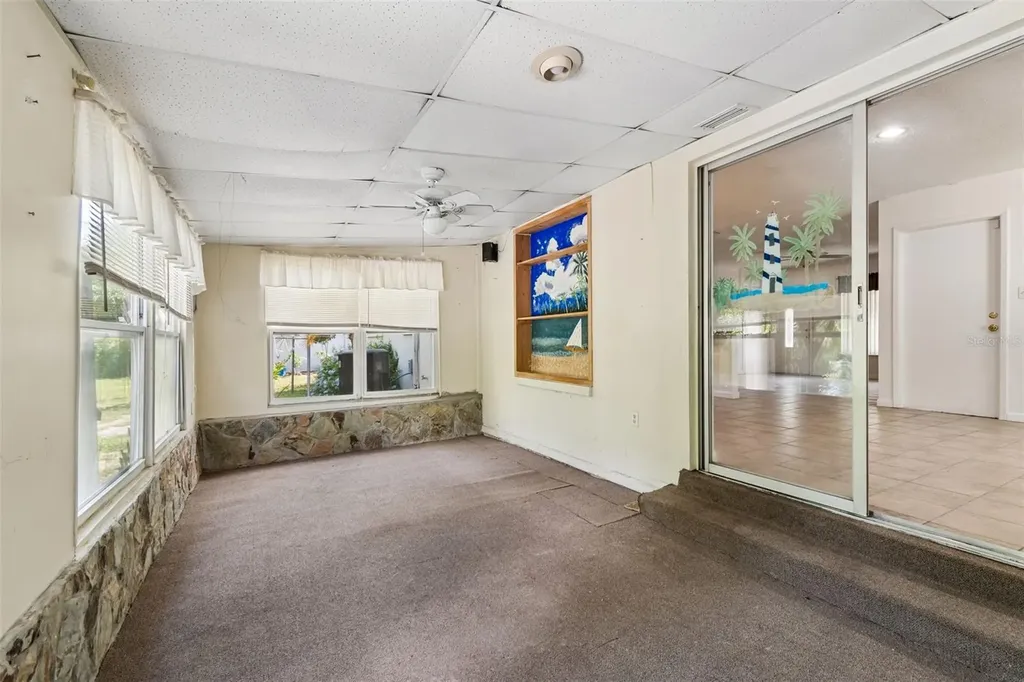 1602 W Virginia Lane Clearwater FL 33759
