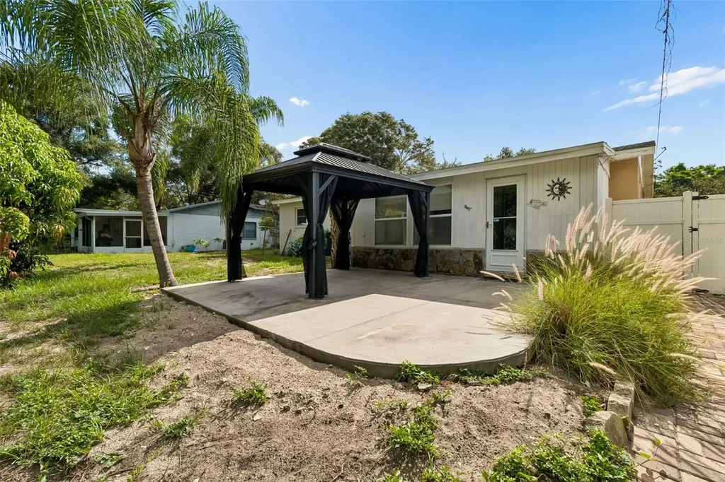1602 W Virginia Lane Clearwater FL 33759