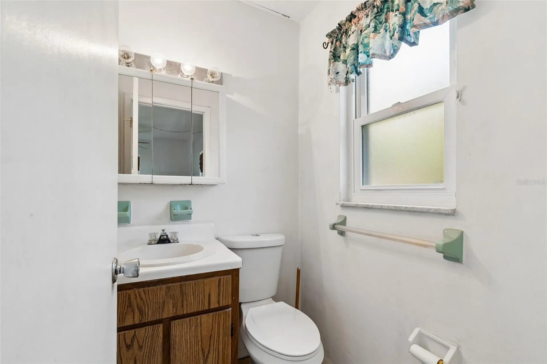 1602 W Virginia Lane Clearwater FL 33759