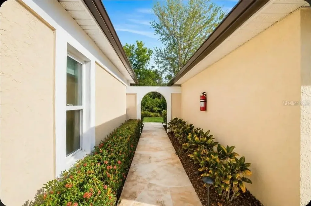 1203 Saxony Circle Punta Gorda FL 33983