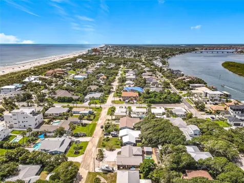 1412 Beacon Street New Smyrna Beach FL 32169