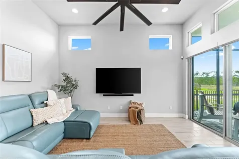 257 Mosaic Boulevard Daytona Beach FL 32124