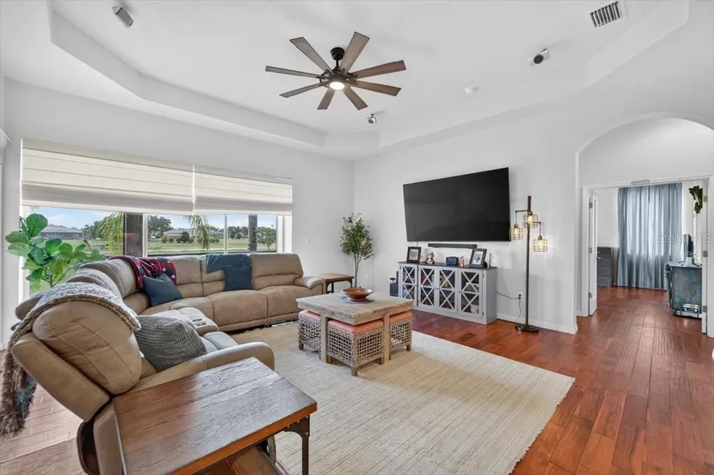 5325 Lake Siena Drive Wimauma FL 33598