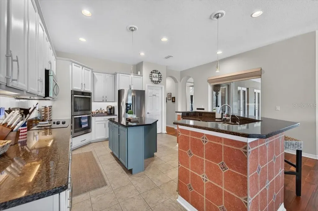 5325 Lake Siena Drive Wimauma FL 33598