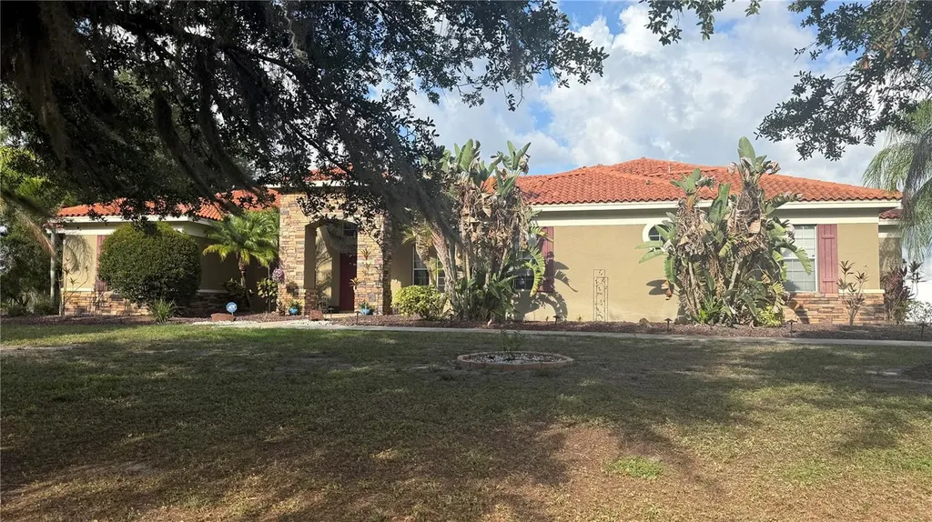 5325 Lake Siena Drive Wimauma FL 33598
