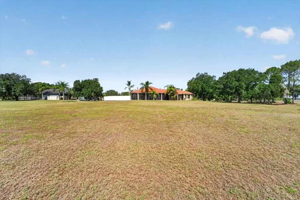 5325 Lake Siena Drive Wimauma FL 33598