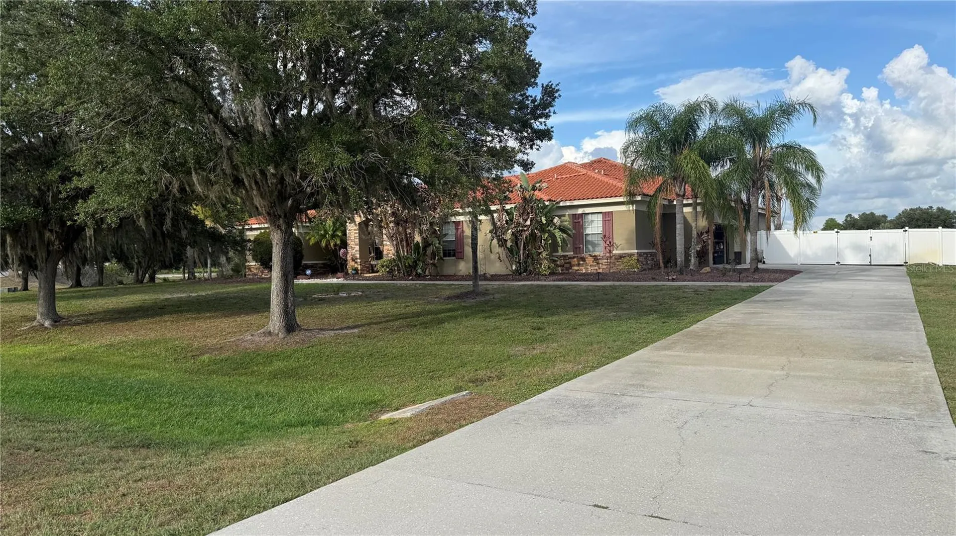 5325 Lake Siena Drive Wimauma FL 33598