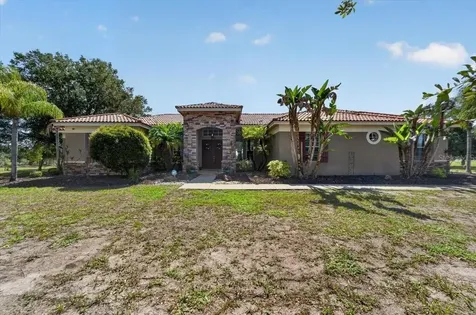 5325 Lake Siena Drive Wimauma FL 33598