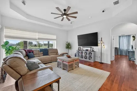 5325 Lake Siena Drive Wimauma FL 33598