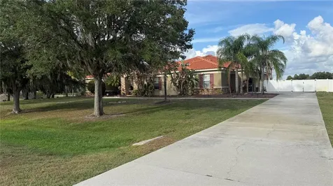 5325 Lake Siena Drive Wimauma FL 33598
