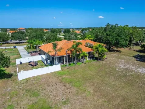 5325 Lake Siena Drive Wimauma FL 33598