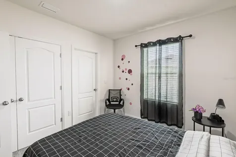 1456 Isleta Loop Kissimmee FL 34741